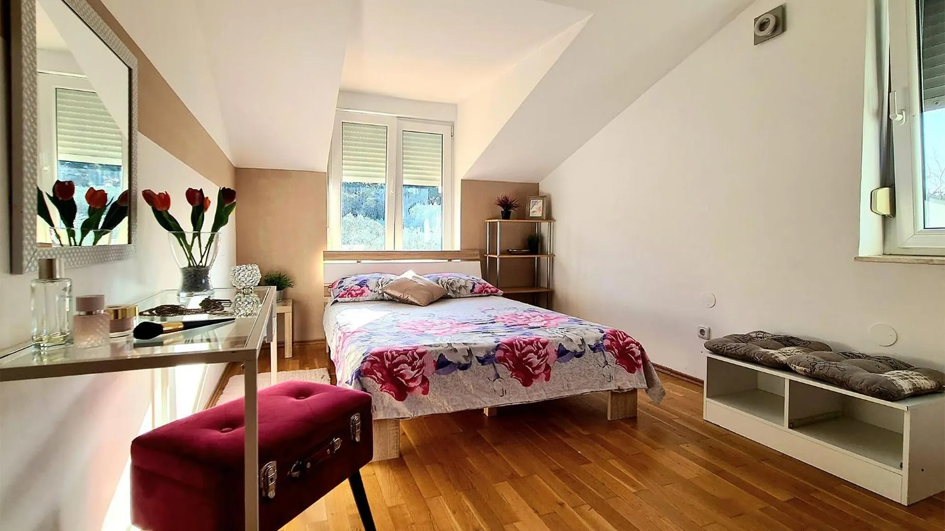 Stunning Home In Pula With Kitchen Holiday home
